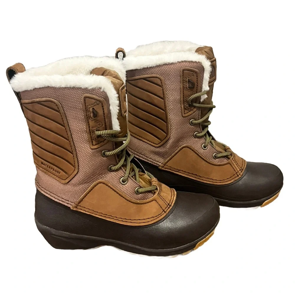 North Face Women’s Shellista Boot Size 6.5 New in Box